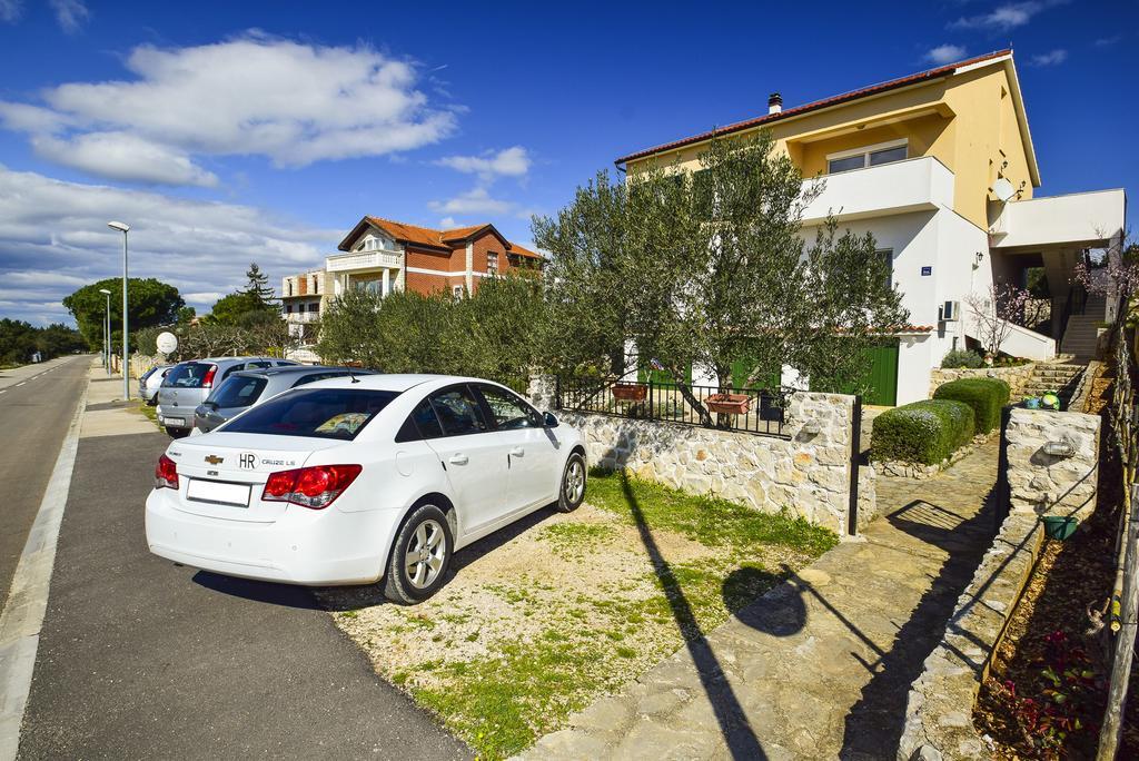 Amadrian Apartments Шибеник Экстерьер фото